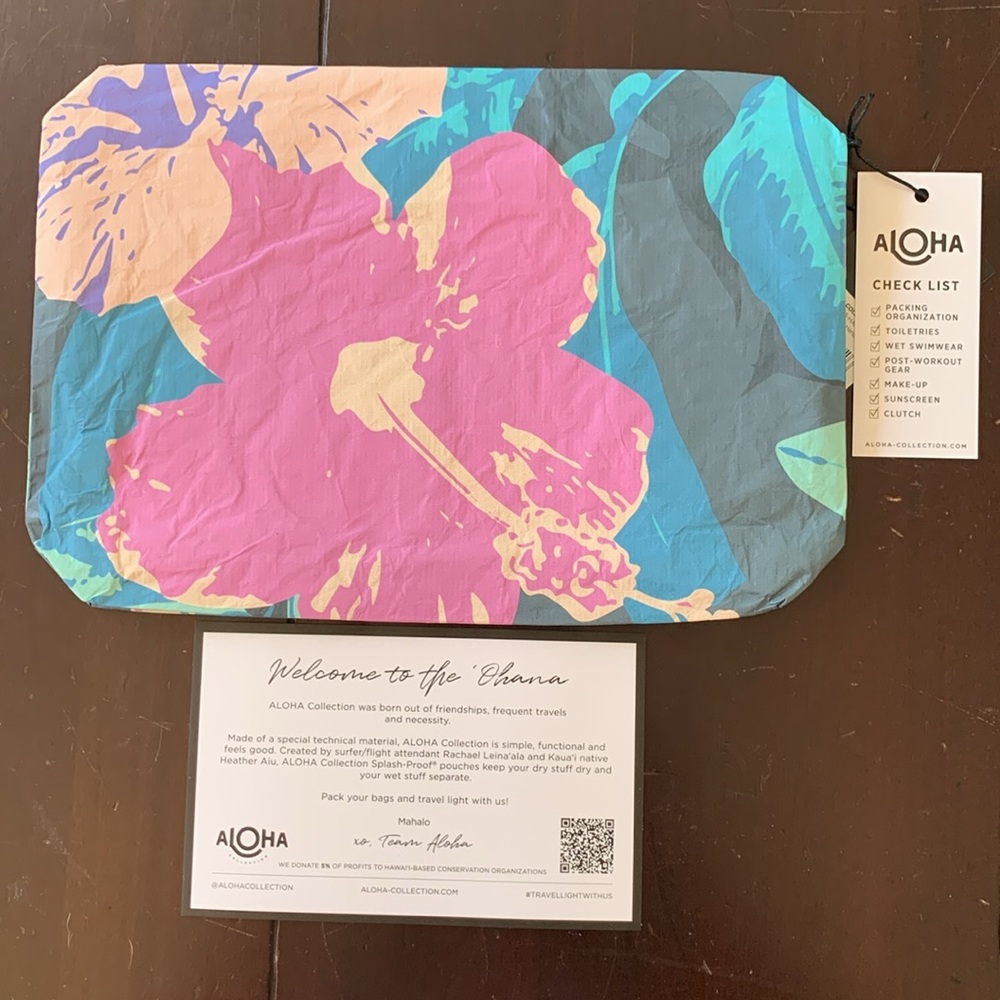 Aloha Collection Small Pau Hana pouch. NIB - Picture 3 of 4